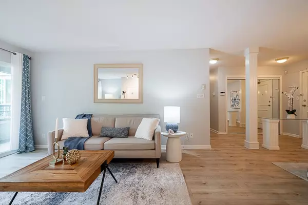 Surrey, BC V3X 3K6,6363 121 ST #207