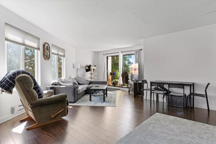 33598 George Ferguson WAY #301, Abbotsford, BC V2S 2L8