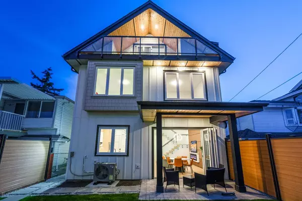 Vancouver, BC V5M 3J5,2124 Renfrew ST #2