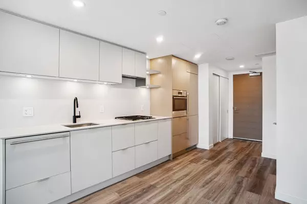 Vancouver, BC V5T 0K1,210 E 5th AVE #401