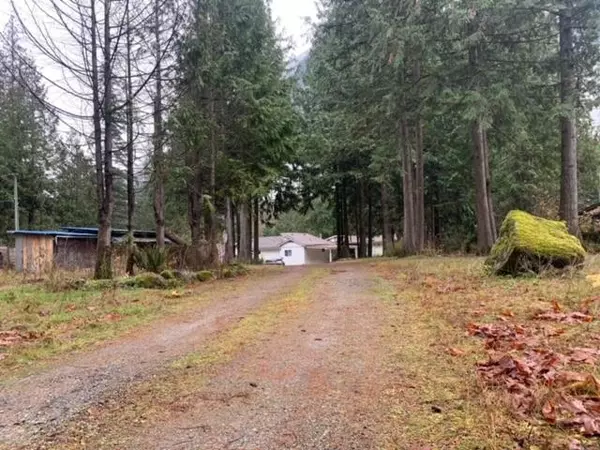 Hope, BC V0X 1L2,19552 Silver Skagit RD