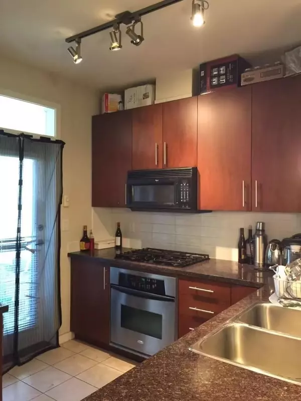 Vancouver, BC V5R 0A2,3651 Foster AVE #310