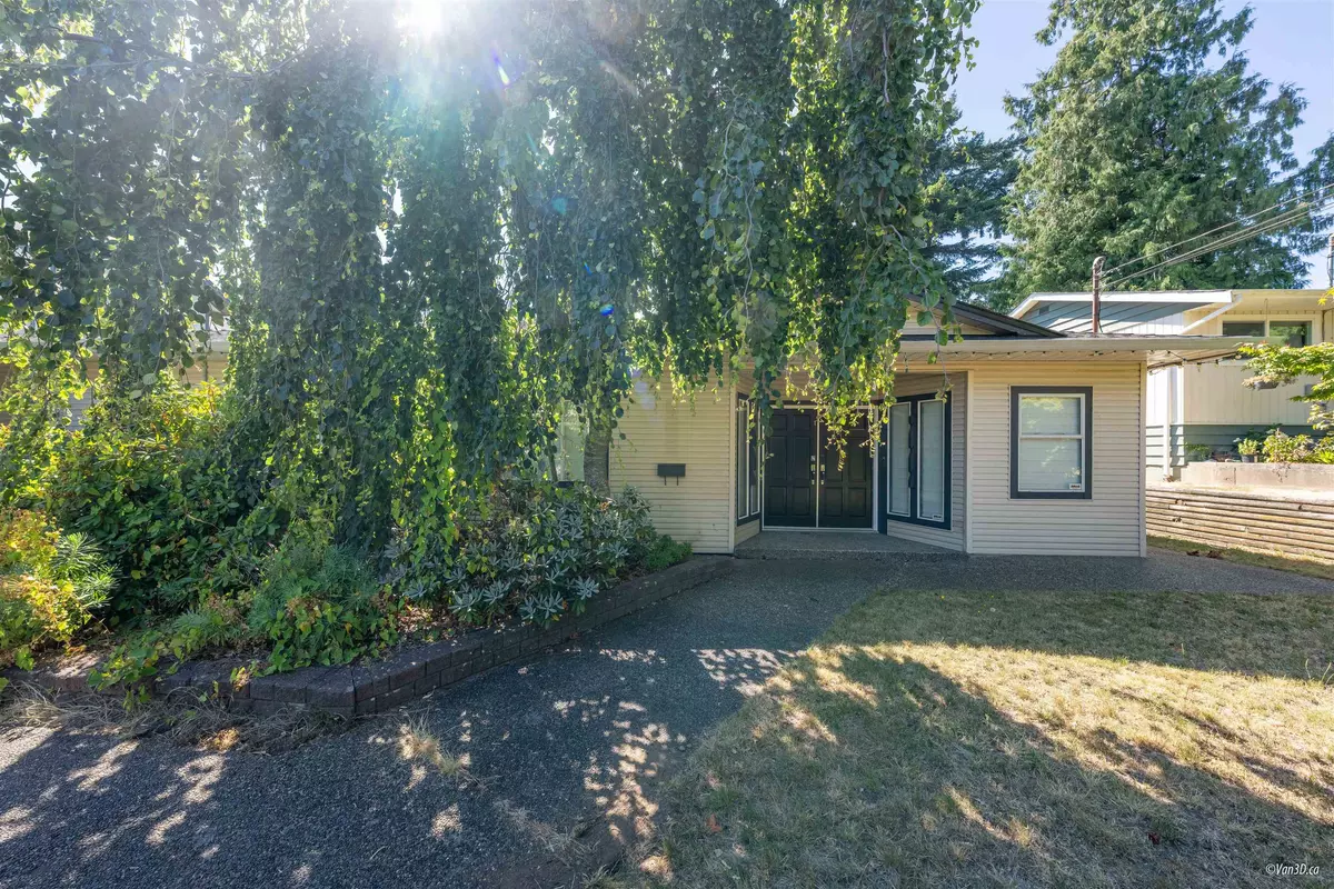 Surrey, BC V4A 4E3,1635 136 AVE