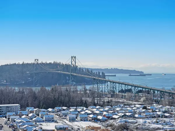 North Vancouver, BC V7P 0E2,1632 Lions Gate LN #2004