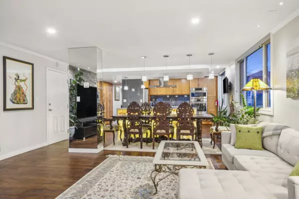 West Vancouver, BC V7V 4R4,2090 Argyle AVE #602