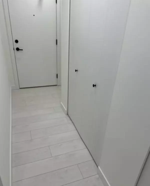 Surrey, BC V3V 0G9,13439 94a AVE #317