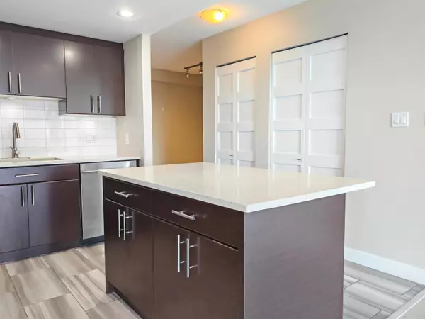 Coquitlam, BC V3K 0A9,555 Delestre AVE #1704