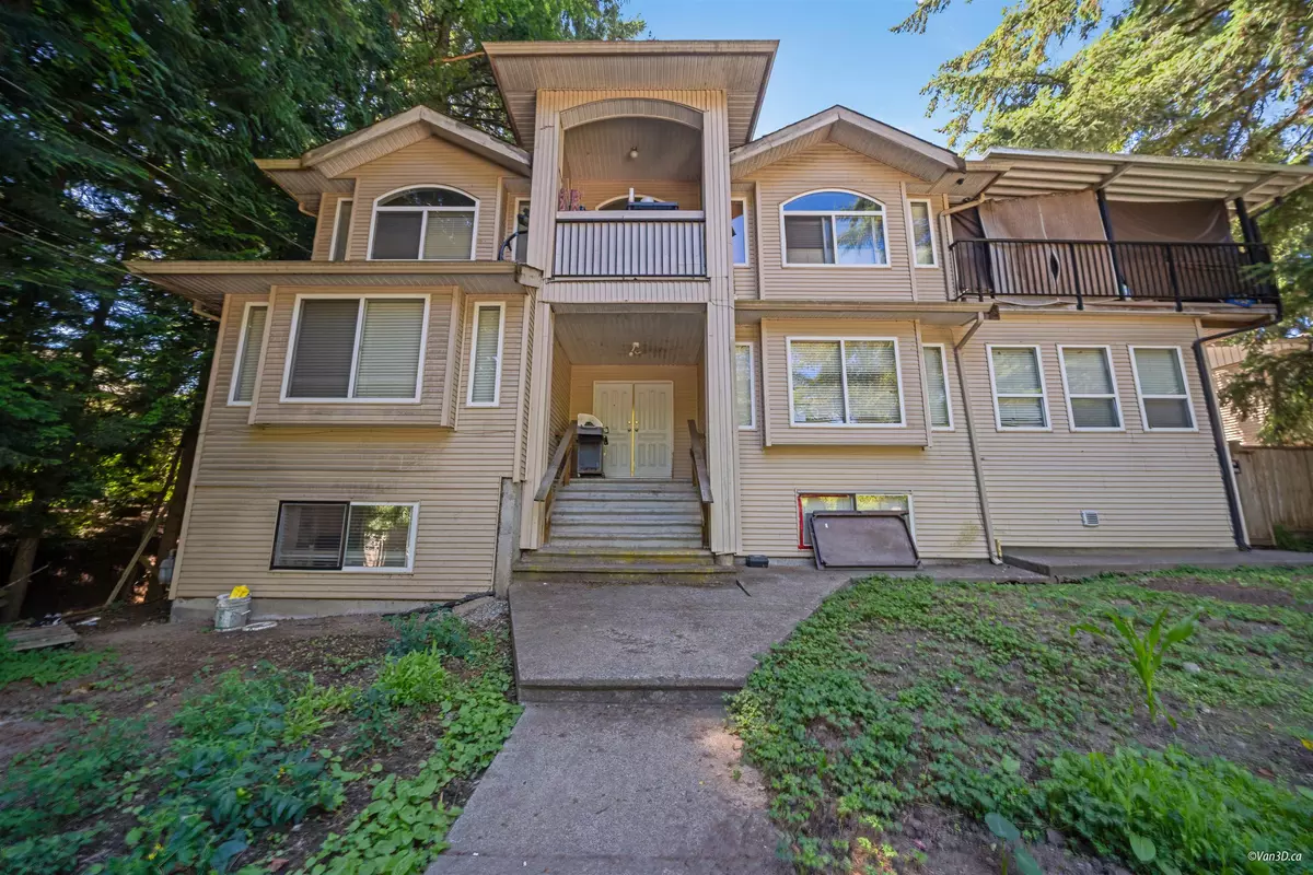 Surrey, BC V3V 5V6,8863 King George BLVD