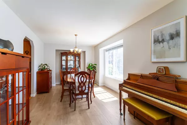 Coquitlam, BC V3B 2X5,3277 Mason AVE