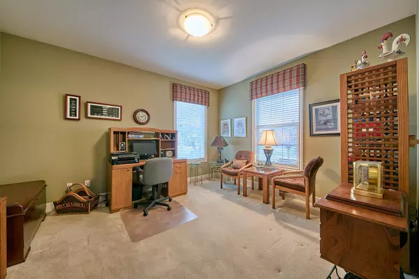 Pitt Meadows, BC V3Y 2T5,19639 Meadow Gardens WAY #135