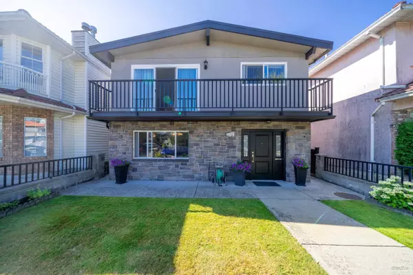 Burnaby, BC V5C 2N1,4524 Pender ST