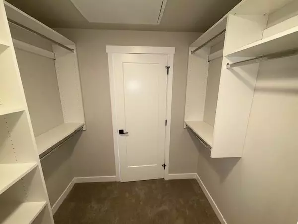 12109 223 ST #430 Maple Ridge, BC V2X 5Y6