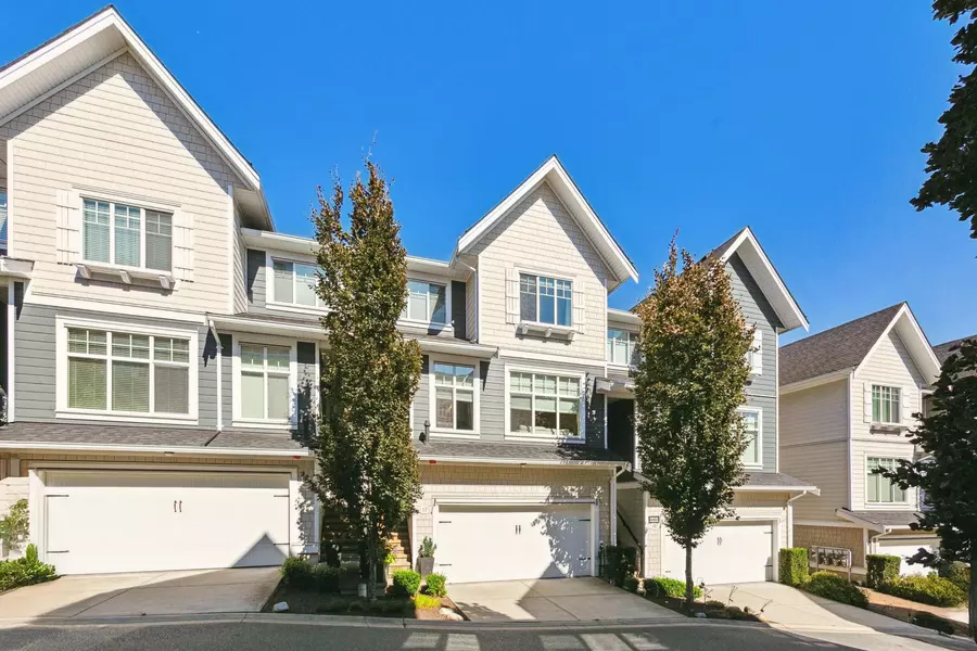 19938 70 AVE #17, Langley, BC V2Y 0R1