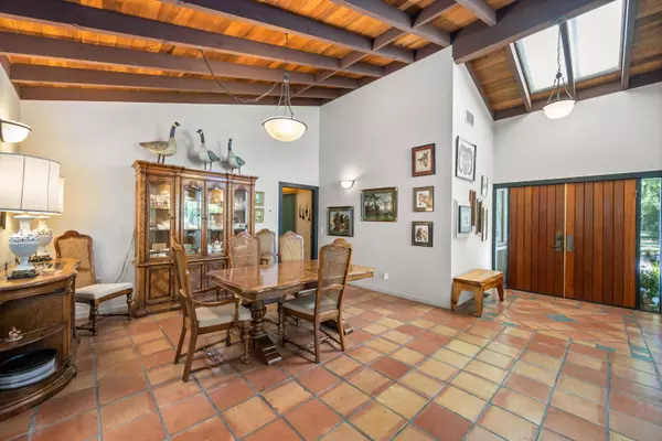 Vancouver, BC V6N 1M5,7026 Balaclava ST