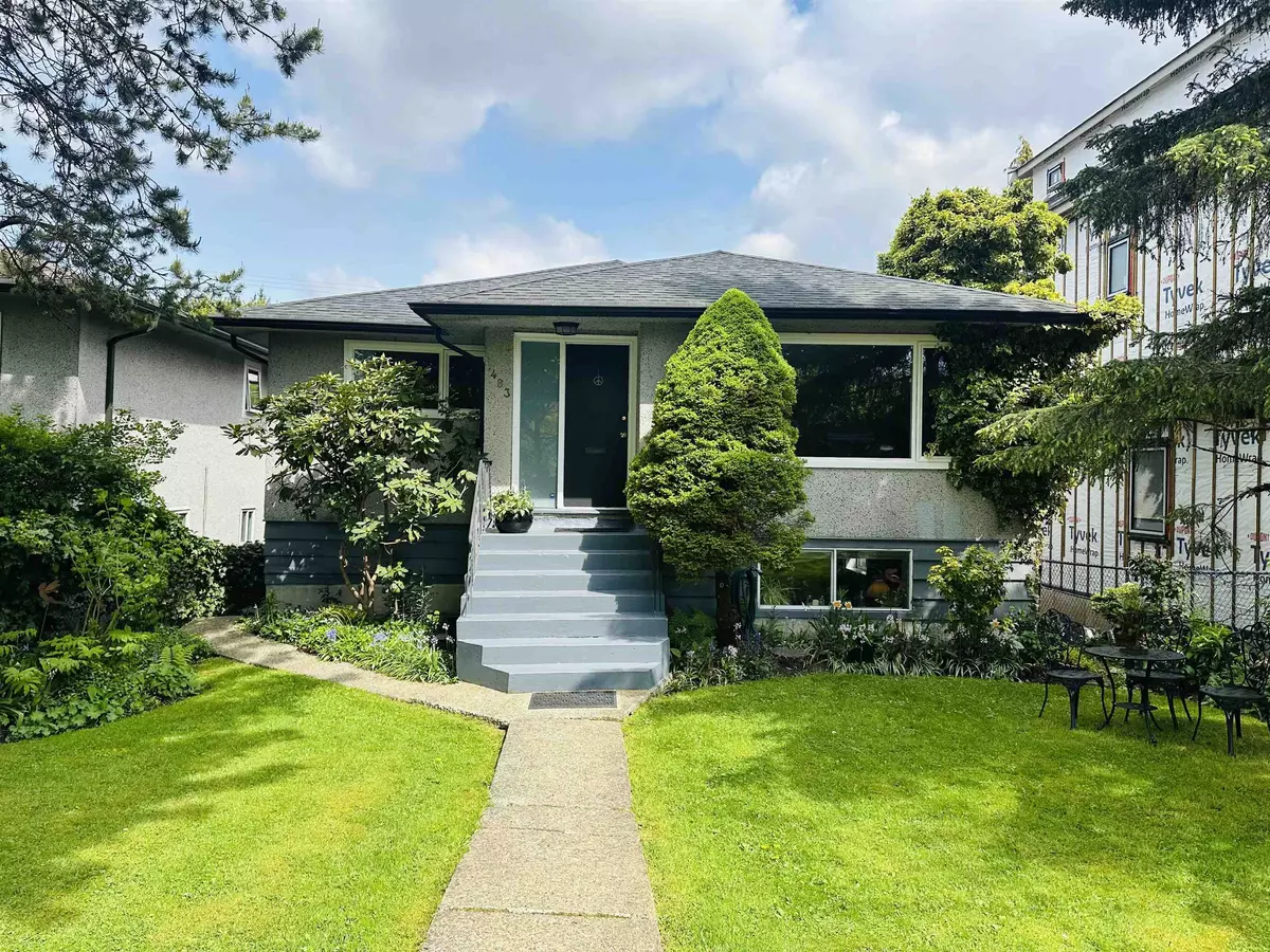 Vancouver, BC V5V 2W6,483 E 31st AVE