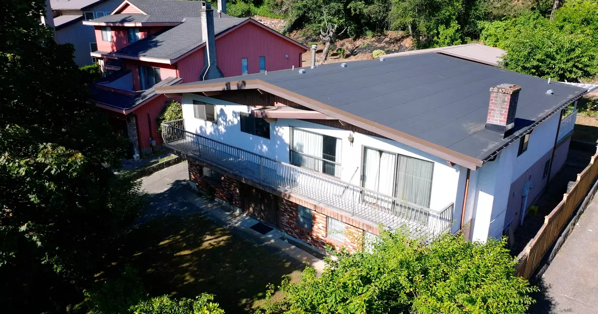 Burnaby, BC V5A 3Z3,1362 Phillips AVE