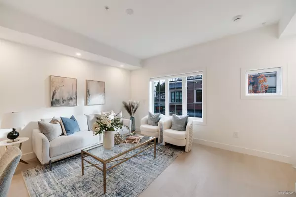 Vancouver, BC V5Z 2K2,918 W 32nd AVE #208