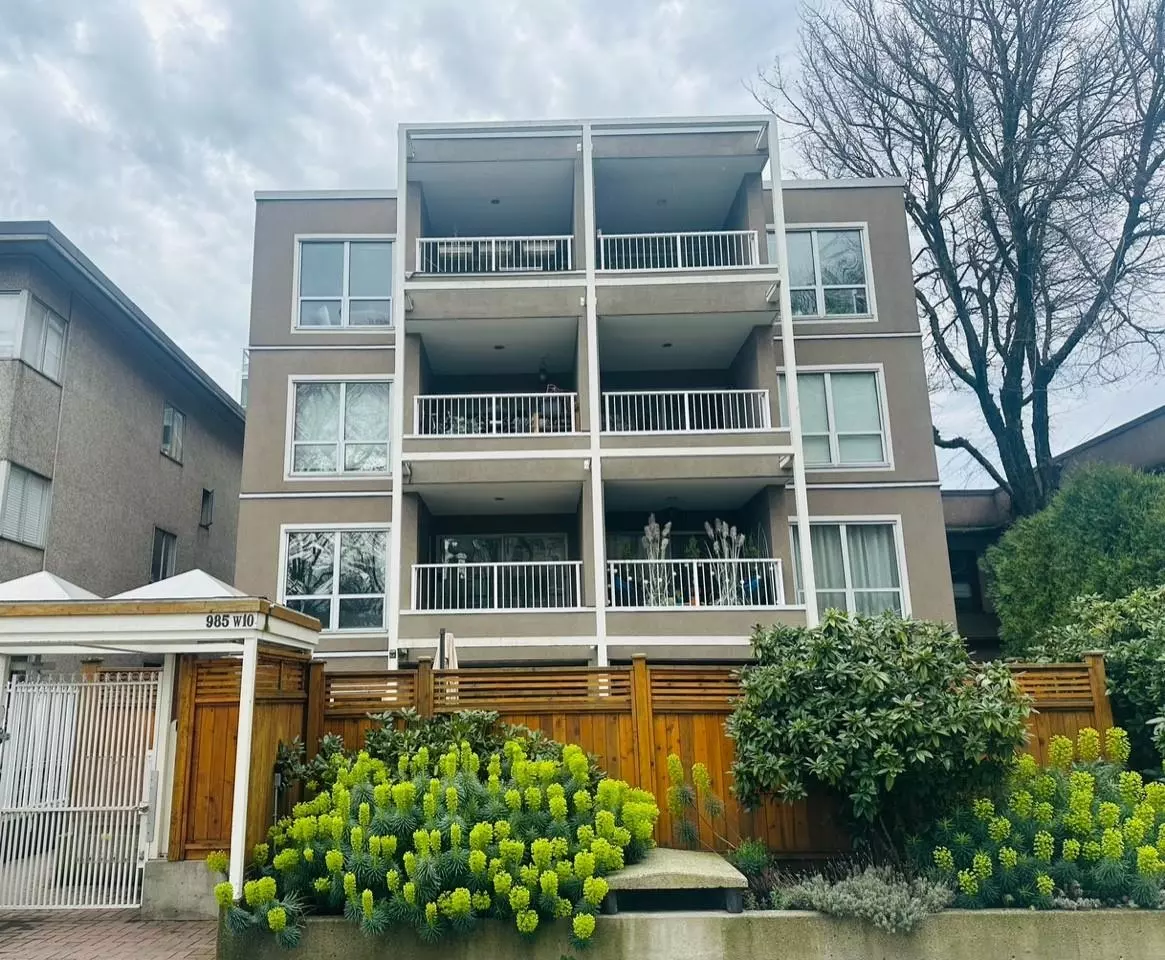 Vancouver, BC V5Z 1L9,985 W 10th AVE #403