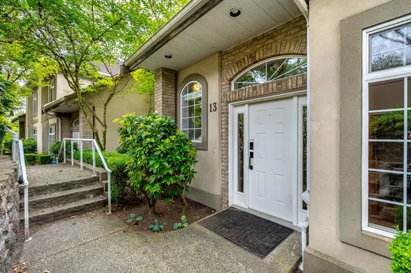 Port Coquitlam, BC V3C 6K3,915 Fort Fraser Rise #13