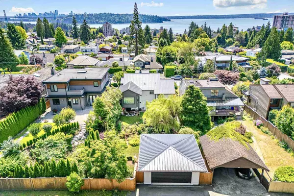 West Vancouver, BC V7T 1V4,1373 Haywood AVE