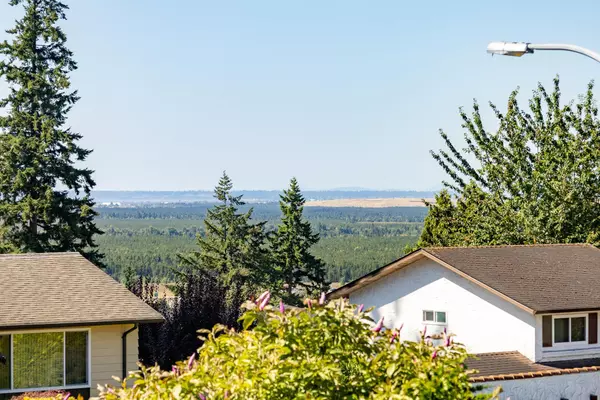 Delta, BC V4C 6S8,10631 Hermosa DR