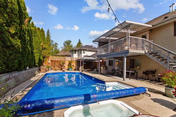 23675 108 LOOP, Maple Ridge, BC V2W 1B2