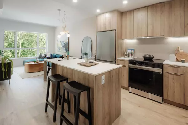 North Vancouver, BC V7G 0B4,3594 Malsum DR #609