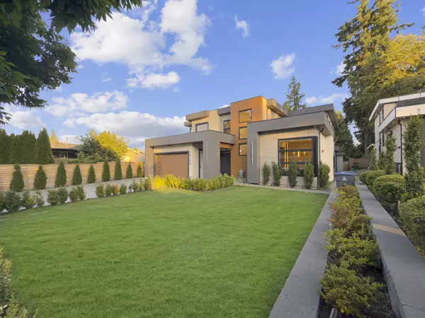 Surrey, BC V3W 5V3,14124 71 AVE