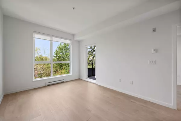 Surrey, BC V4N 6N5,6575 195a ST #505