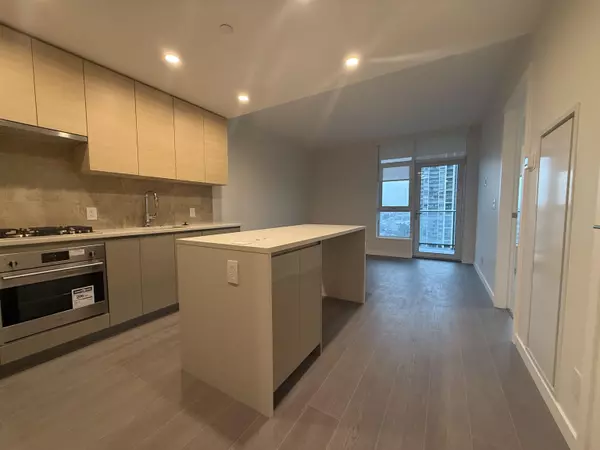 Burnaby, BC V5C 0N8,2108 Gilmore AVE #2807