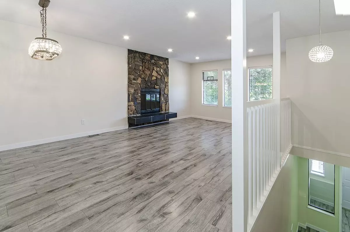Coquitlam, BC V3E 1H6,1220 Nestor ST #Upper Level