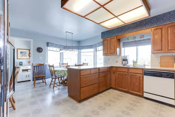 4774 104th ST Delta, BC V4K 3N3