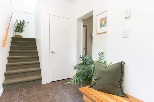 Squamish, BC V8B 0B7,39893 Government RD #18