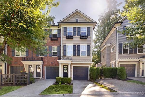 102 Fraser ST #4, Port Moody, BC V3H 0C7