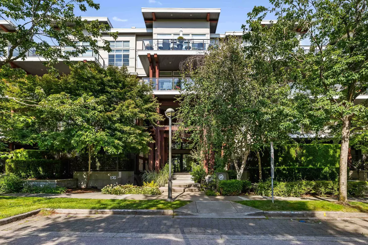 Vancouver, BC V6T 2K2,6328 Larkin DR #120