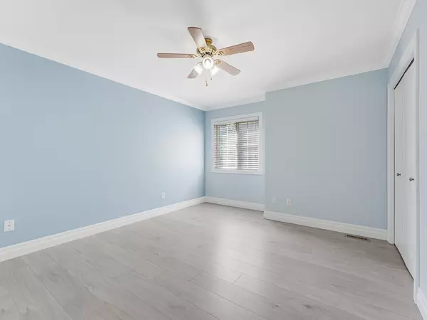 6449 Blackwood LN #8 Chilliwack, BC V2R 5X5