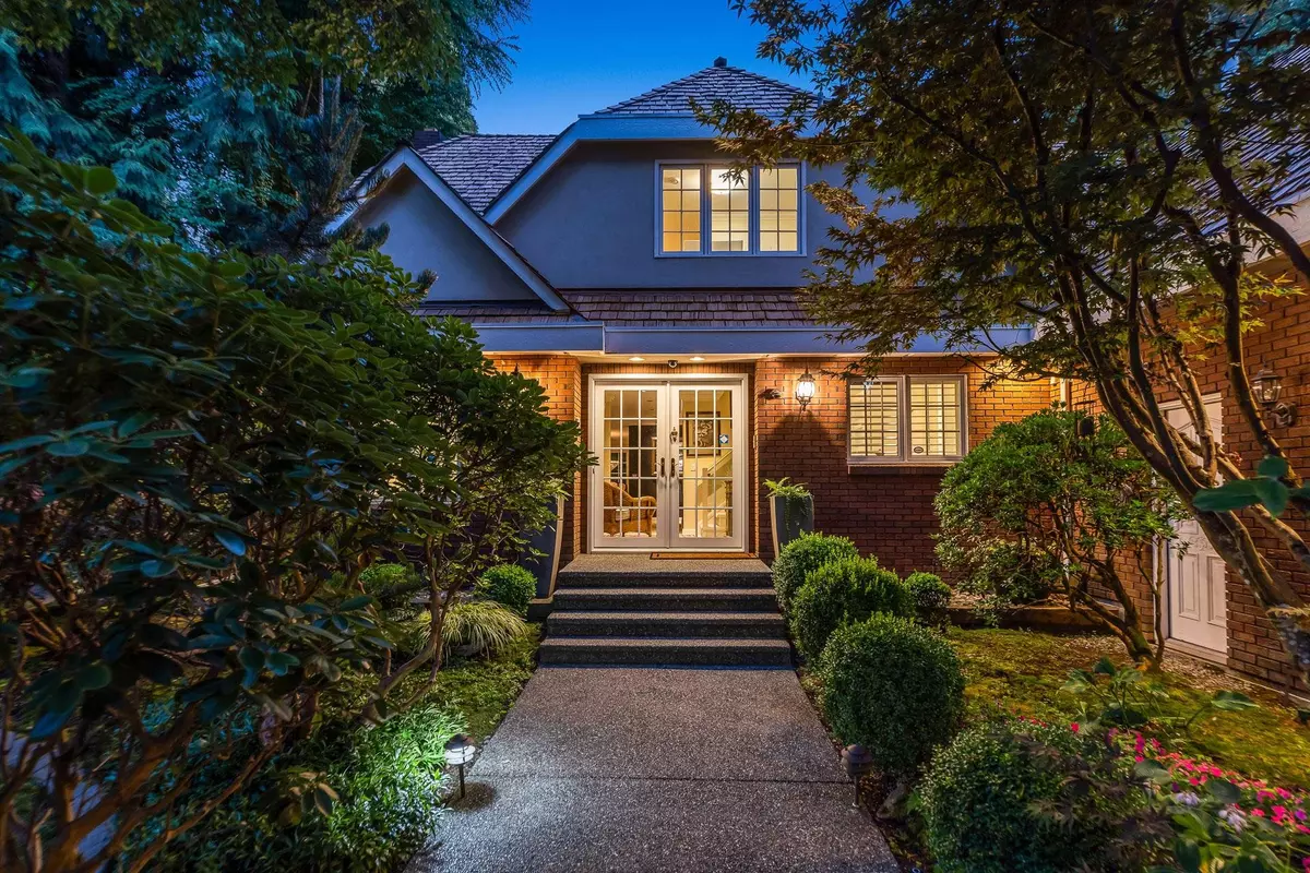 Surrey, BC V4P 2C8,14042 28 AVE