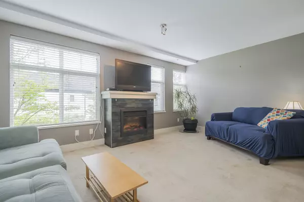 Surrey, BC V3Z 2X5,15833 26 AVE #93