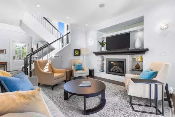 Surrey, BC V3Z 2N7,17365 3a AVE