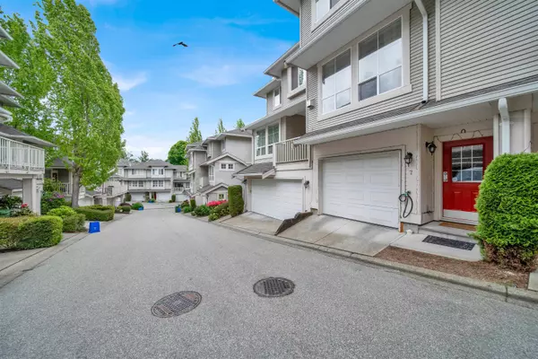 Surrey, BC V3S 9J2,14952 58 AVE #7