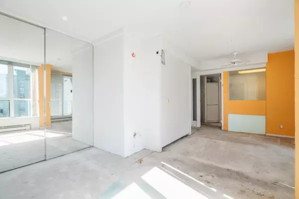 1500 Howe ST #604 Vancouver, BC V6Z 2N1