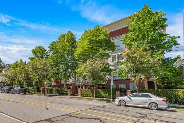 Maple Ridge, BC V2X 8Z3,12283 224 ST #210
