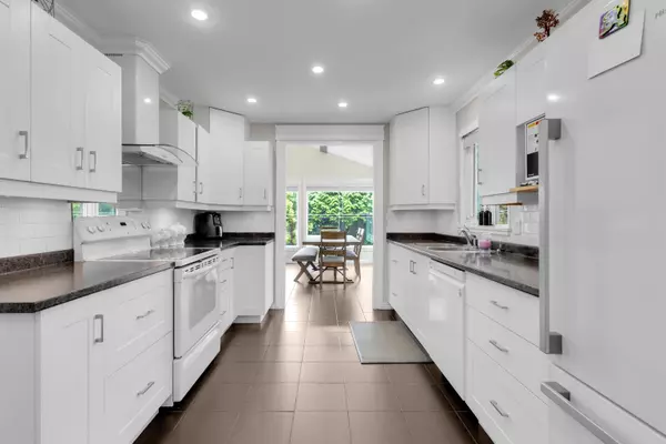 Surrey, BC V3S 5K6,17460 61b AVE