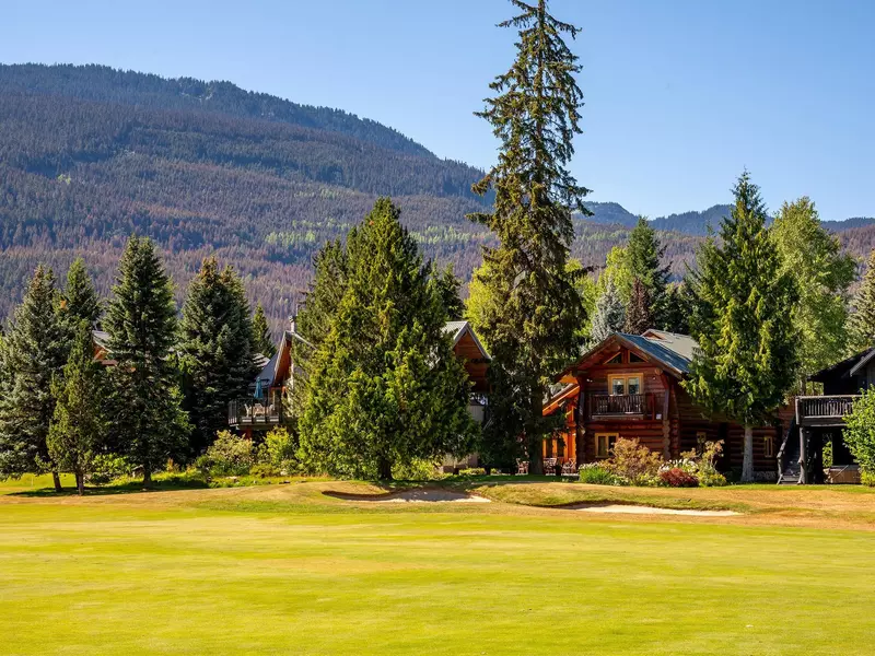 8164 Muirfield CRES, Whistler, BC V8E 1J7