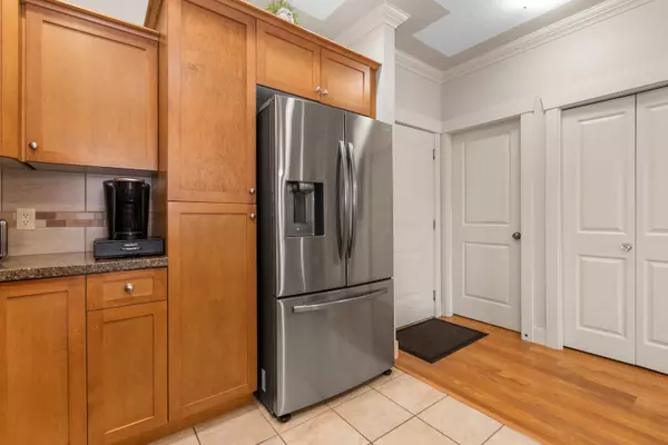 Chilliwack, BC V2P 1P1,45615 Brett AVE #206