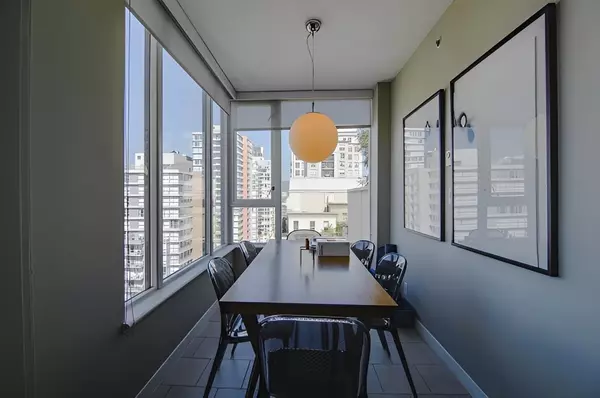 Vancouver, BC V6B 1J6,1001 Richards ST #2401