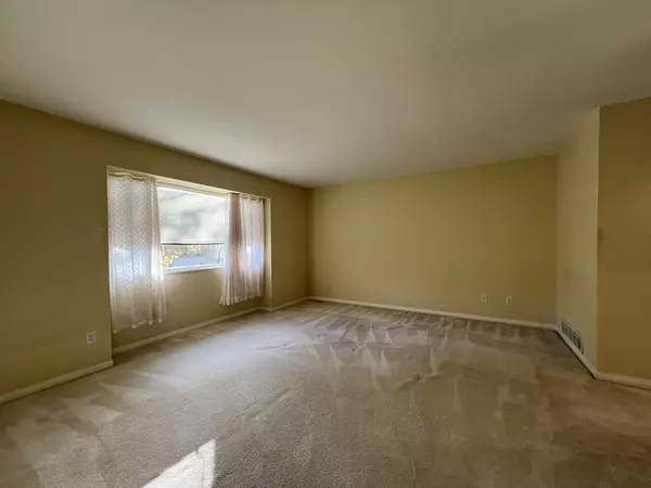 Richmond, BC V6Y 1L9,8031 General Currie RD #4