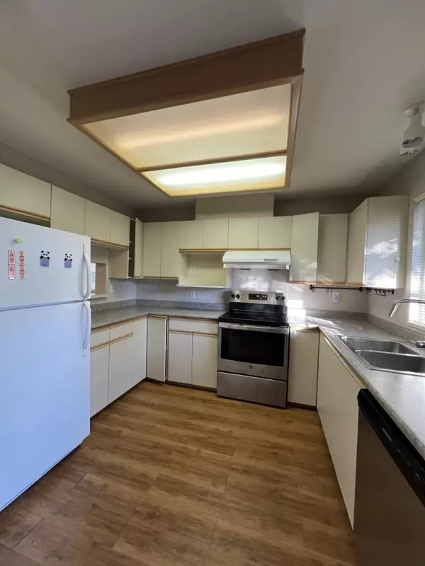 Richmond, BC V6Y 1L9,8031 General Currie RD #4