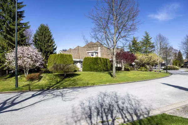 Surrey, BC V4A 9V6,13681 21 AVE