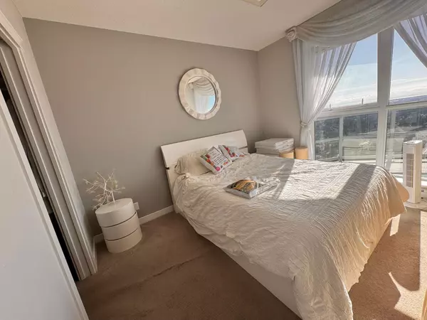 Delta, BC V4C 0E2,11967 80 AVE #3401